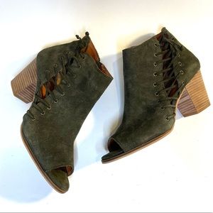 LUCKY BRAND OLIVE SUEDE PEEPTOE BOOTIE HEELS 8.5